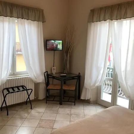 Paola Hotel Altopascio