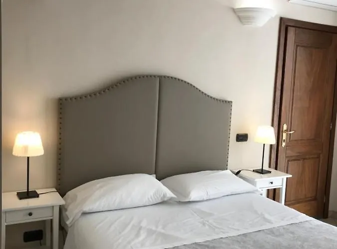 Hotel Paola